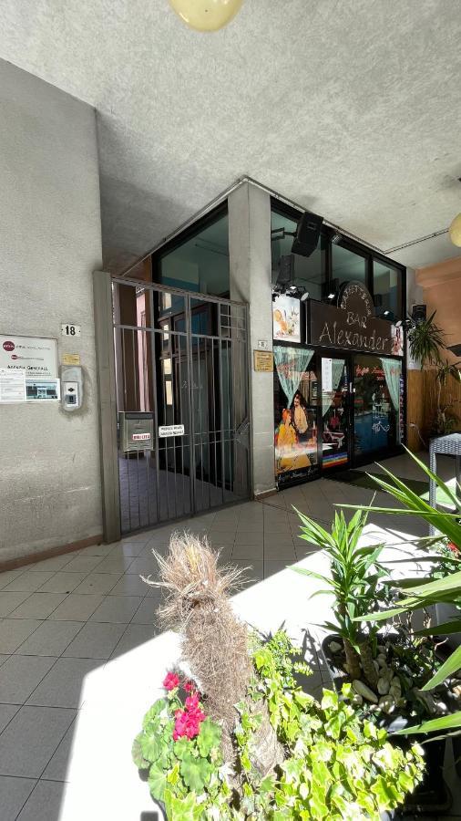 Apartamento La Corte Barnaba Busto Arsizio Exterior foto