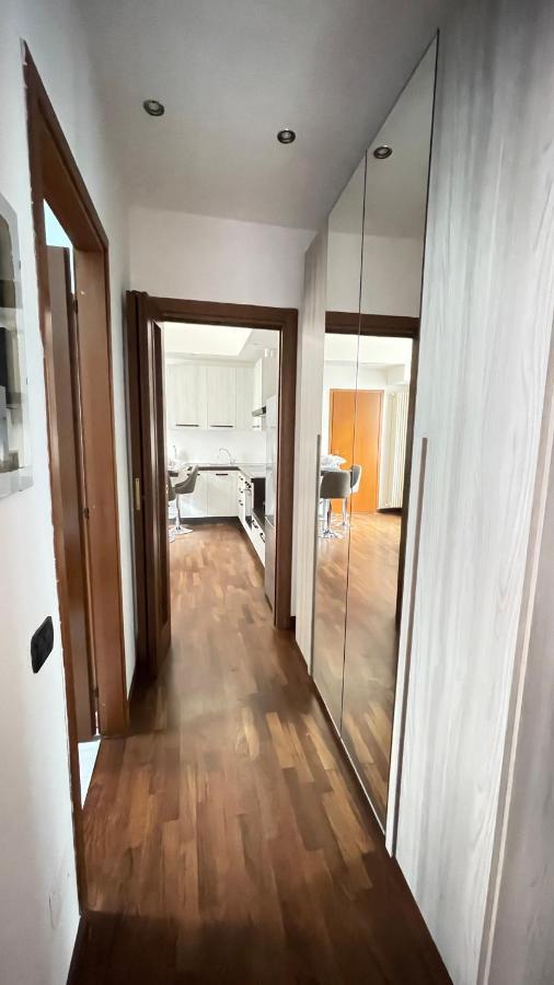 Apartamento La Corte Barnaba Busto Arsizio Exterior foto